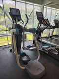 Precor AMT 885 Crosstrainer with P82 Console