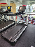 Life Fitness Platinum Series Treadmill - SE3 Console
