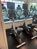 Life Fitness Integrity Series CLSC Upright Bike