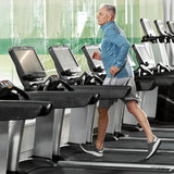 life_fitness_treadmill_se3_hd_console_workout