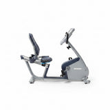 A 14-inch wide gap between the seat and console for easy mounting.